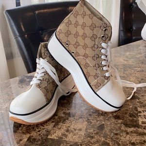 COPY - Wedge high tops
